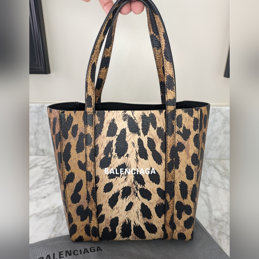 Balenciaga Shopper Tote Leopard